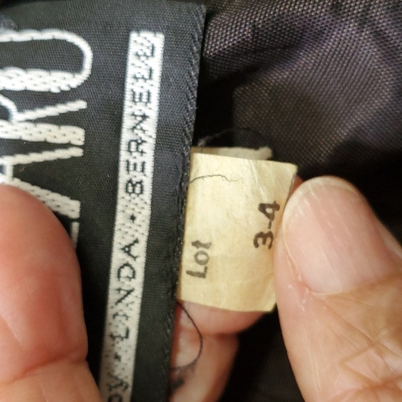 De-Laru by Lind Bernell vintage black dress. Size 3/4. Fit and‎ flair. USA 🇺🇸 - Picture 10 of 13